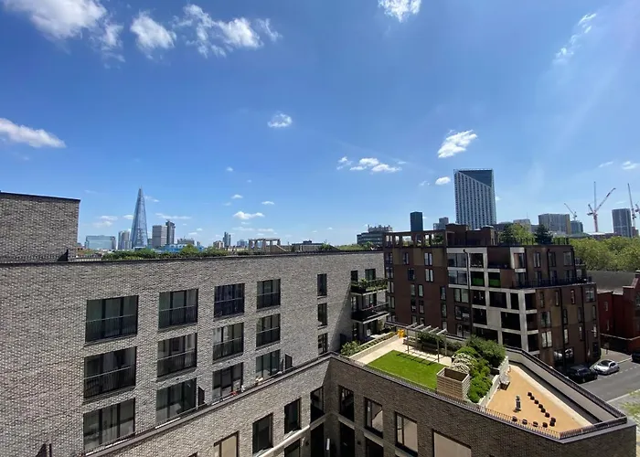 Club White London Bridge One Bedroom Apartment